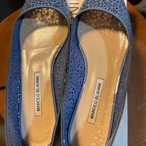 Manolo Blahnik blue flats